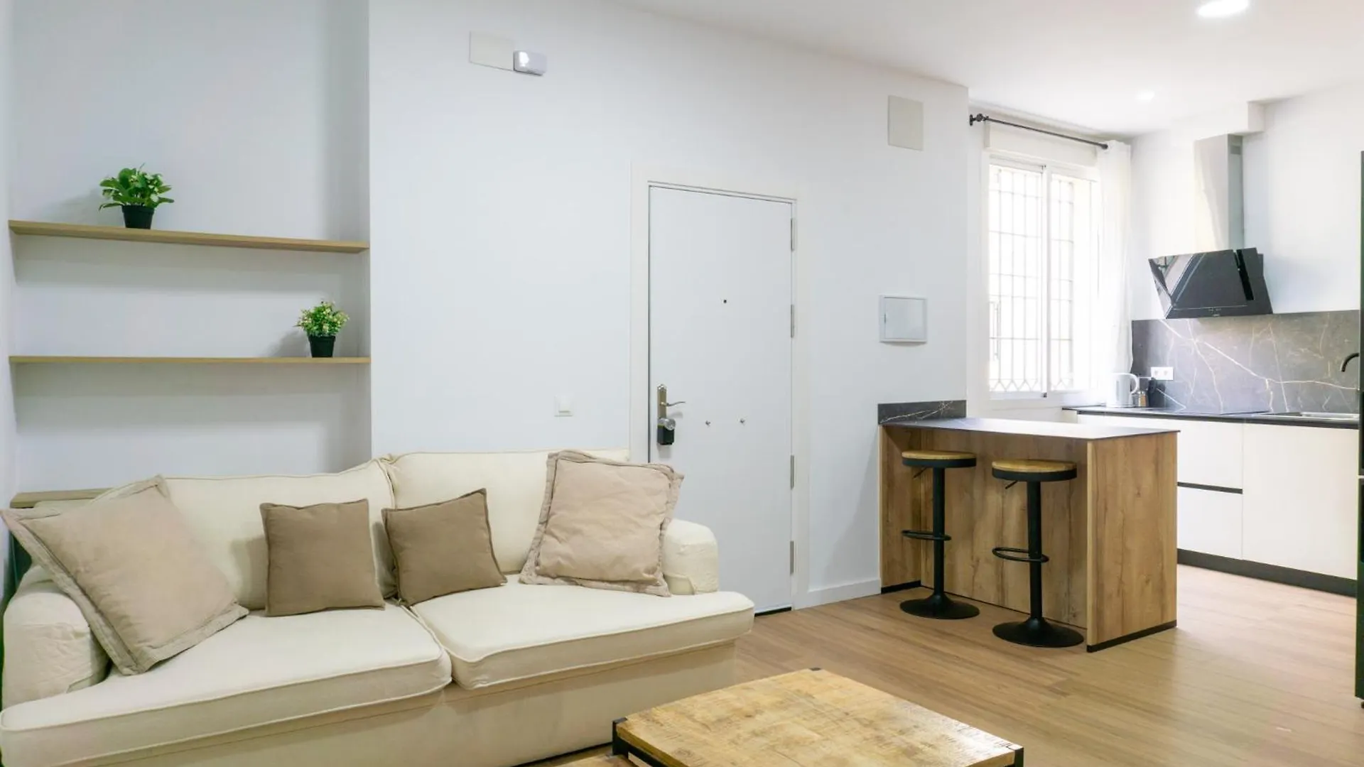 Tiro Comfort Hub Málaga Apartamento